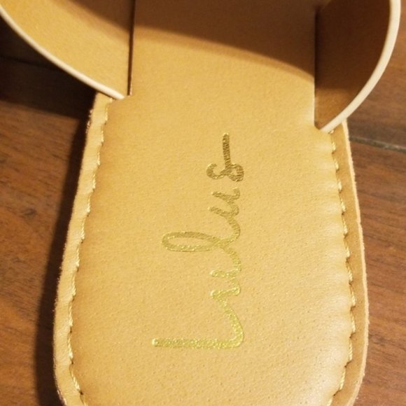 Lulus Time to Chill Nude Patent Slide Sandals - Picture 8 of 8